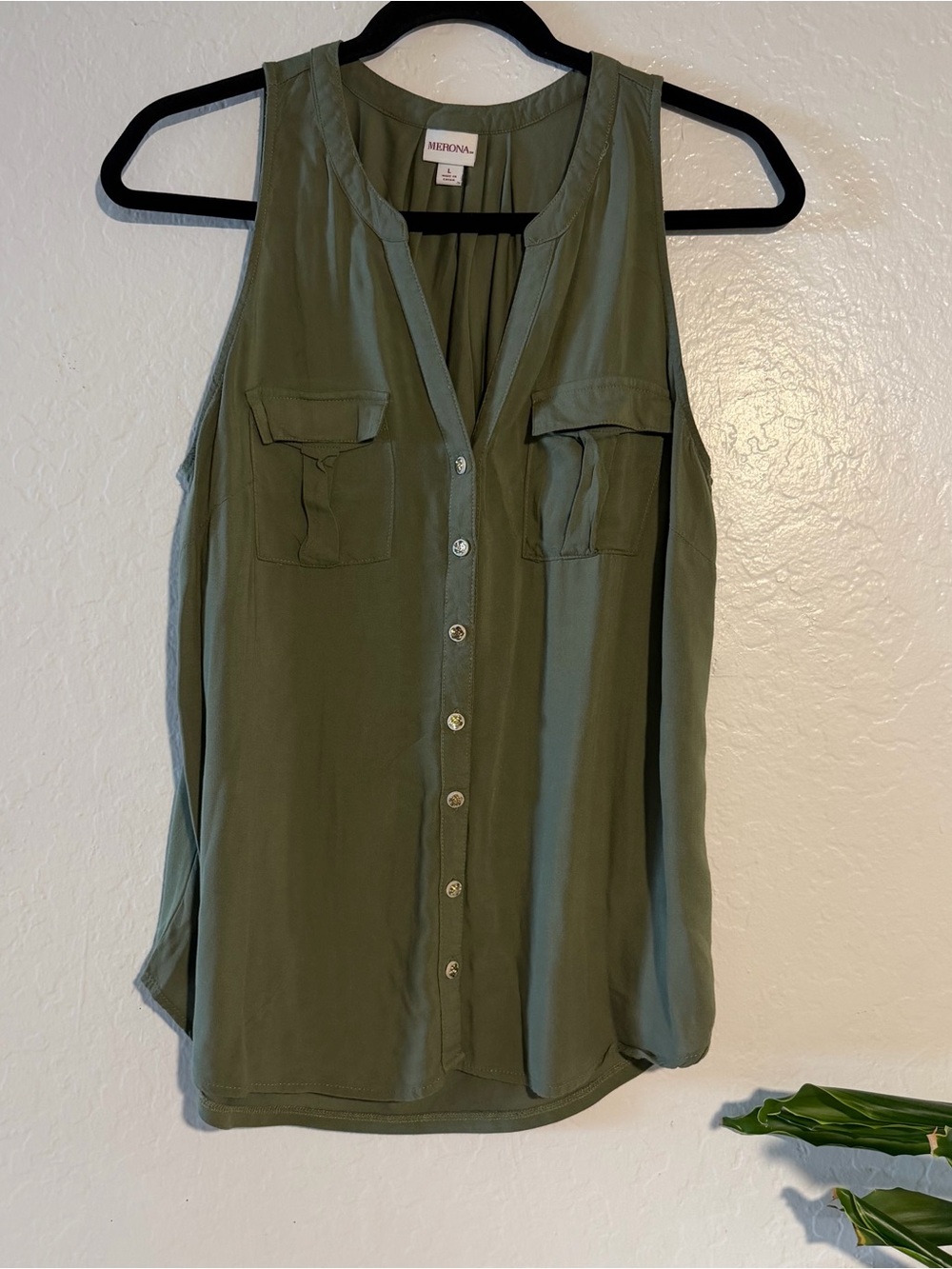 Merona Olive Green Sleeveless Button-Front Utility Top, large